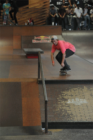 Jamie Foy - bigspin front board